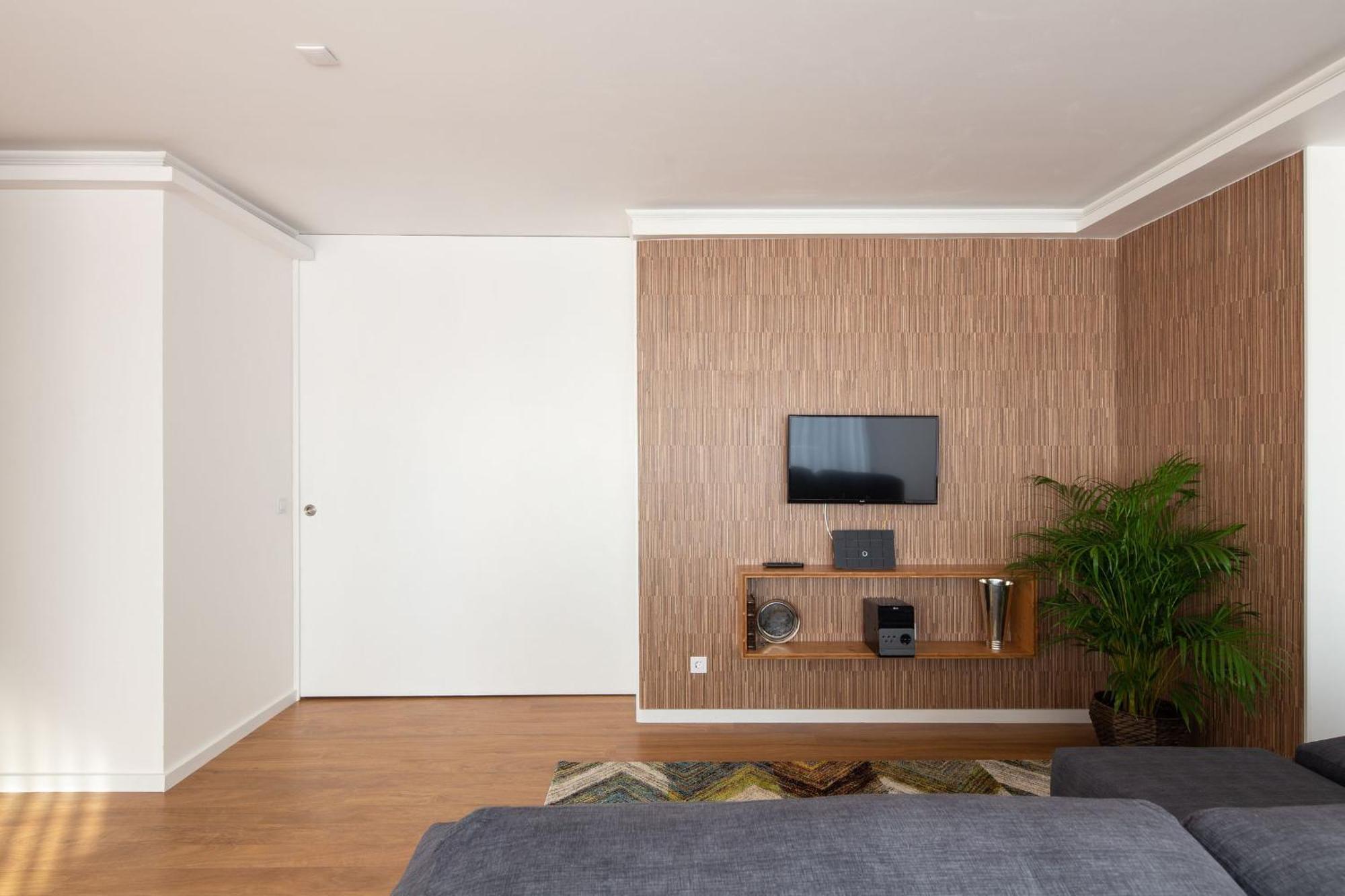 Lovelystay - Penthouse Balcony Apartment OOporto Exterior foto